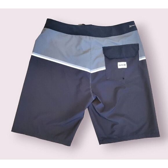 Hurley Size 30 Charcoal Grey Black Striped Surf Phantom Board Shorts Trunks 20” - Picture 4 of 4